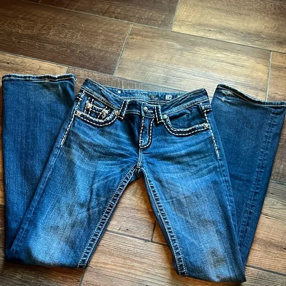 Miss Me Stitched Pocket Bootcut Jeans Size 28 - Picture 3 of 9